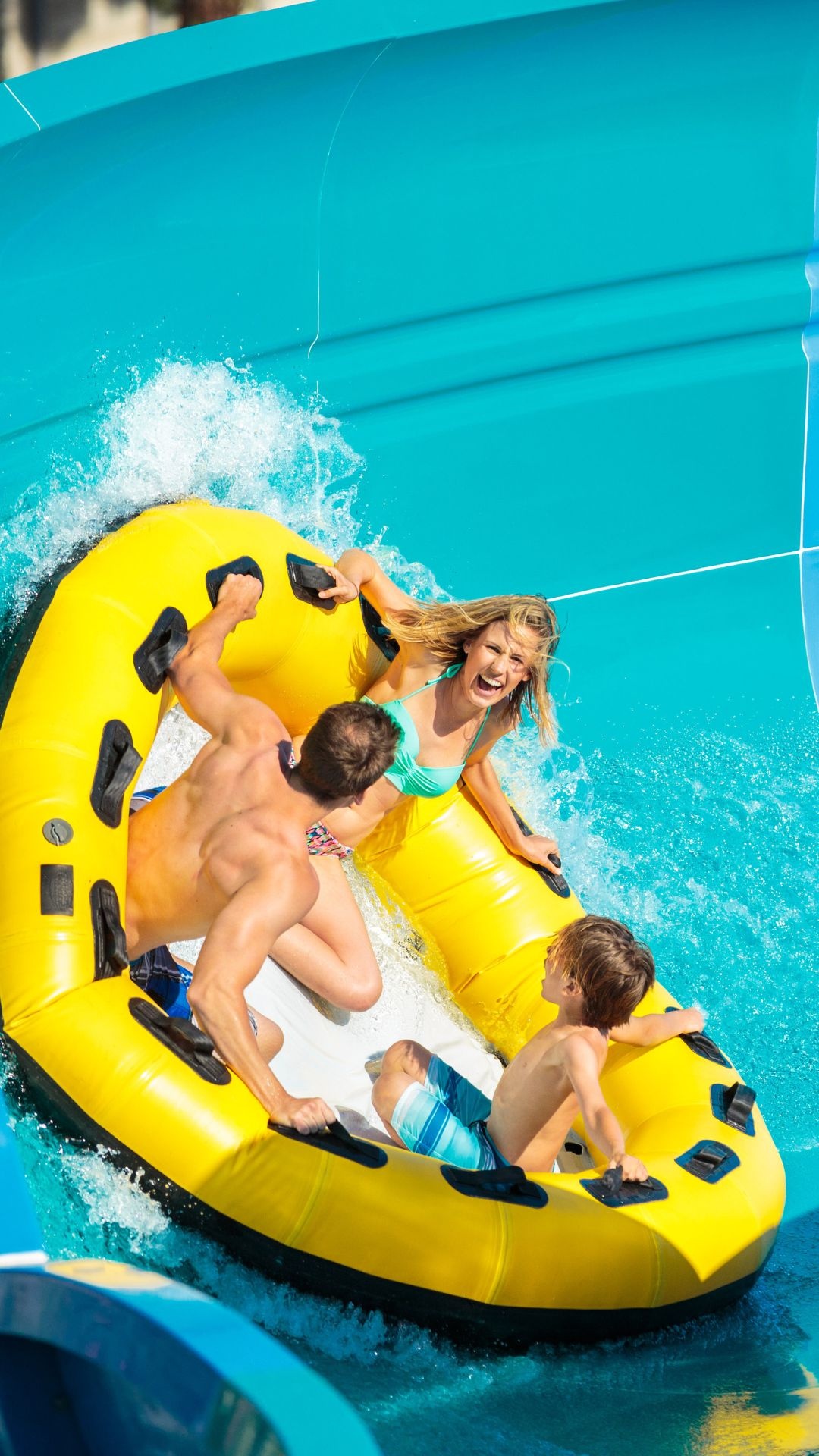 Knott’s Soak City is officially open—kick back in a cabana, cruise the lazy river, and save with dis