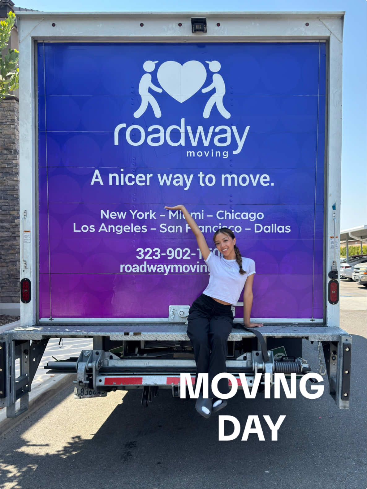 come move with me series… guess where i’m moving!! thank you @Roadway Moving for helping me 

so exc
