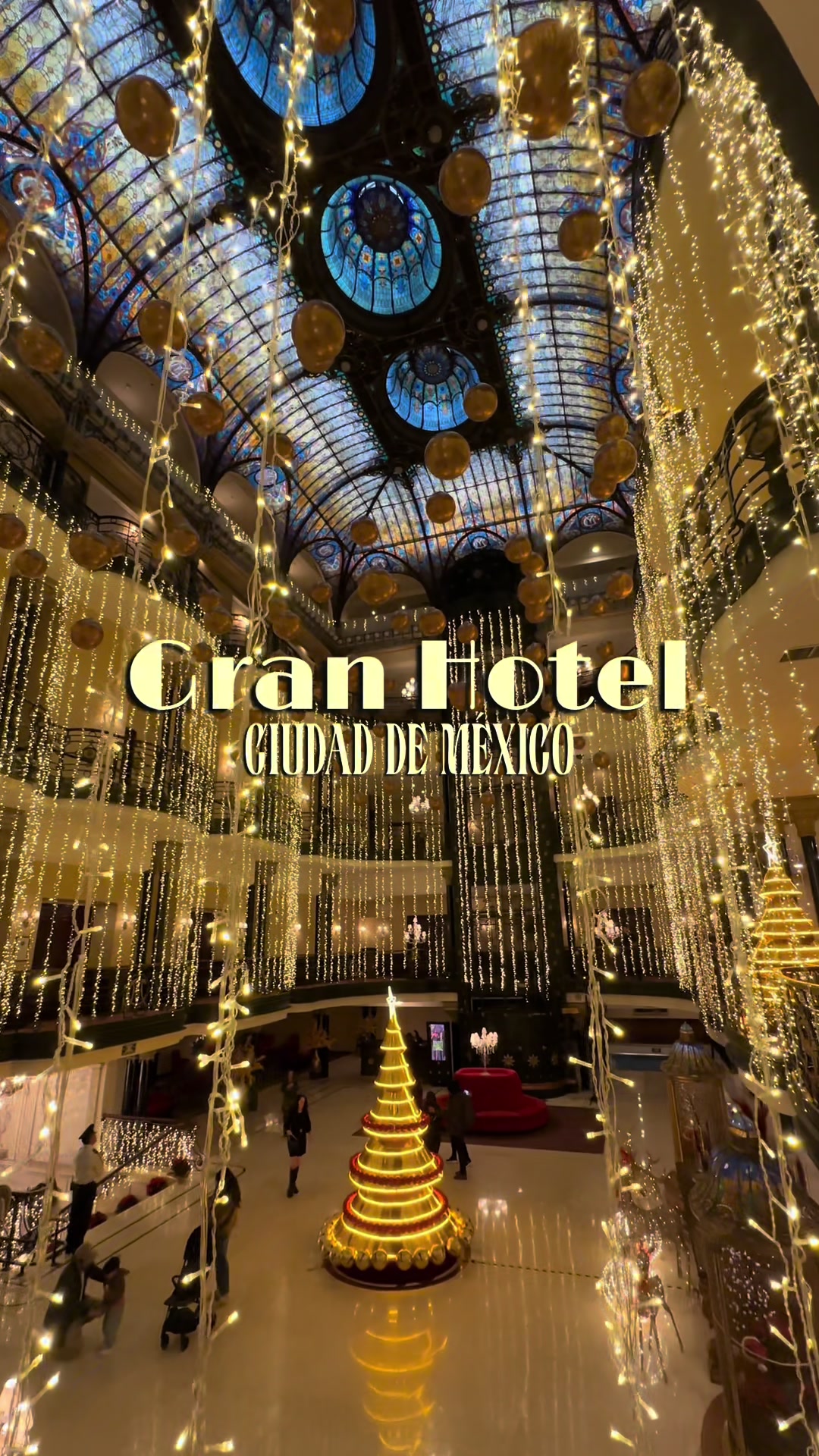 🎄Plan Gratis de Temporada…. 
Visita el lobby del Gran Hotel de la Ciudad de México para tomarte fot