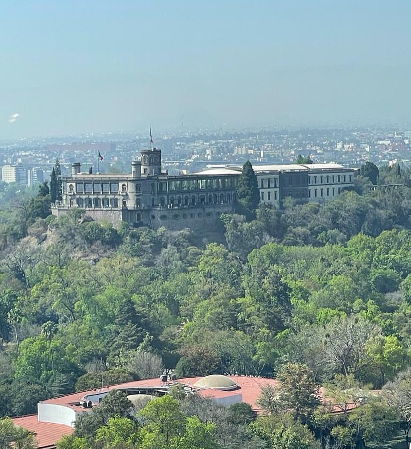 Hermosas vistas al castillo de Chapultepec desde el hotel #grandfiestaamericanachapultepec 

@gfacha