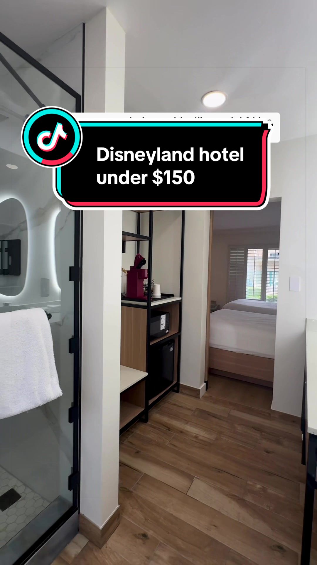 🏰 One of the closest budget hotels to Disneyland that lets you save on parking, stay in a spacious 