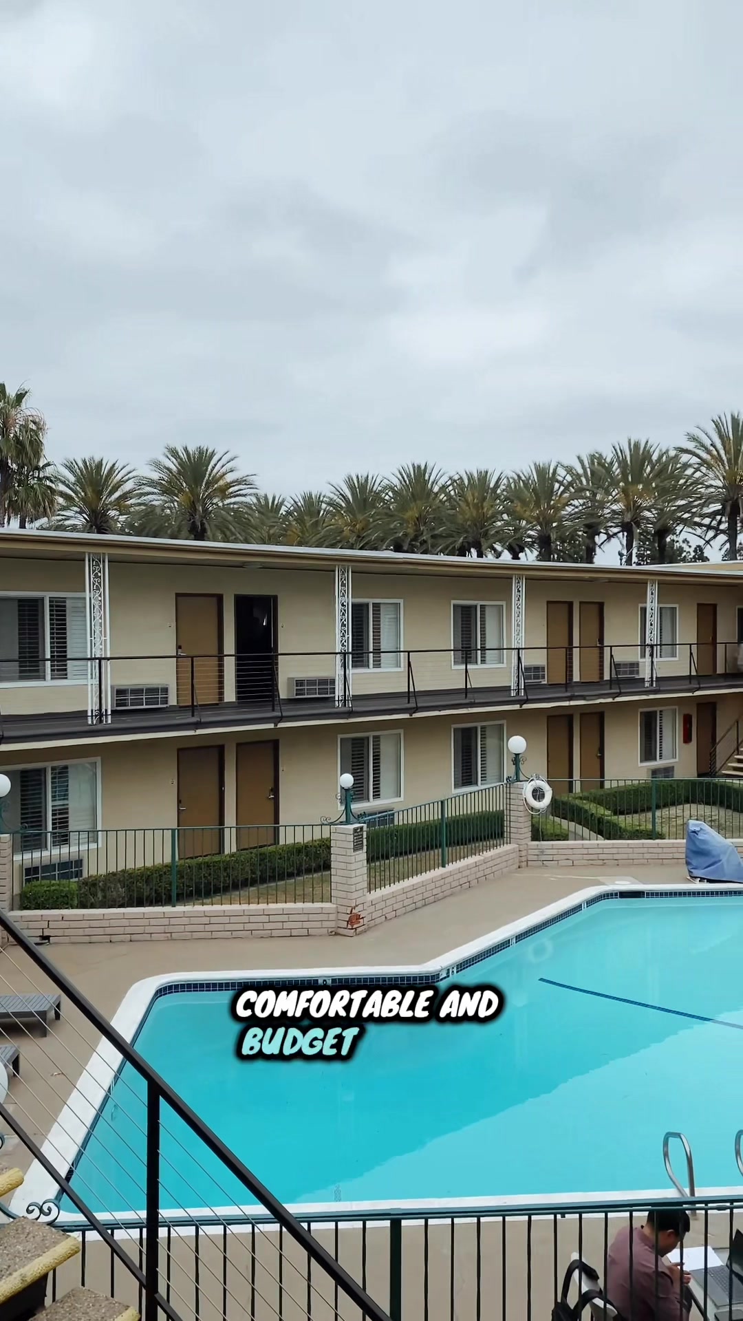 Looking for a budget-friendly stay just minutes from Disneyland? ✨ Check out Americas Best Value Inn