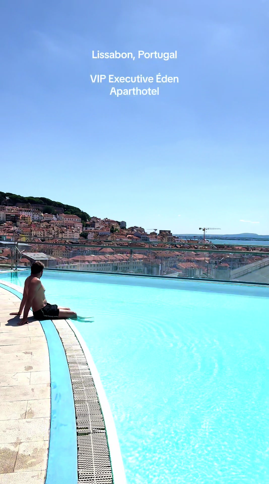 Lissabon - VIP Executive Éden Aparthotel - Hotel with a view 
#instaroutine #portugal #faro #lissabo