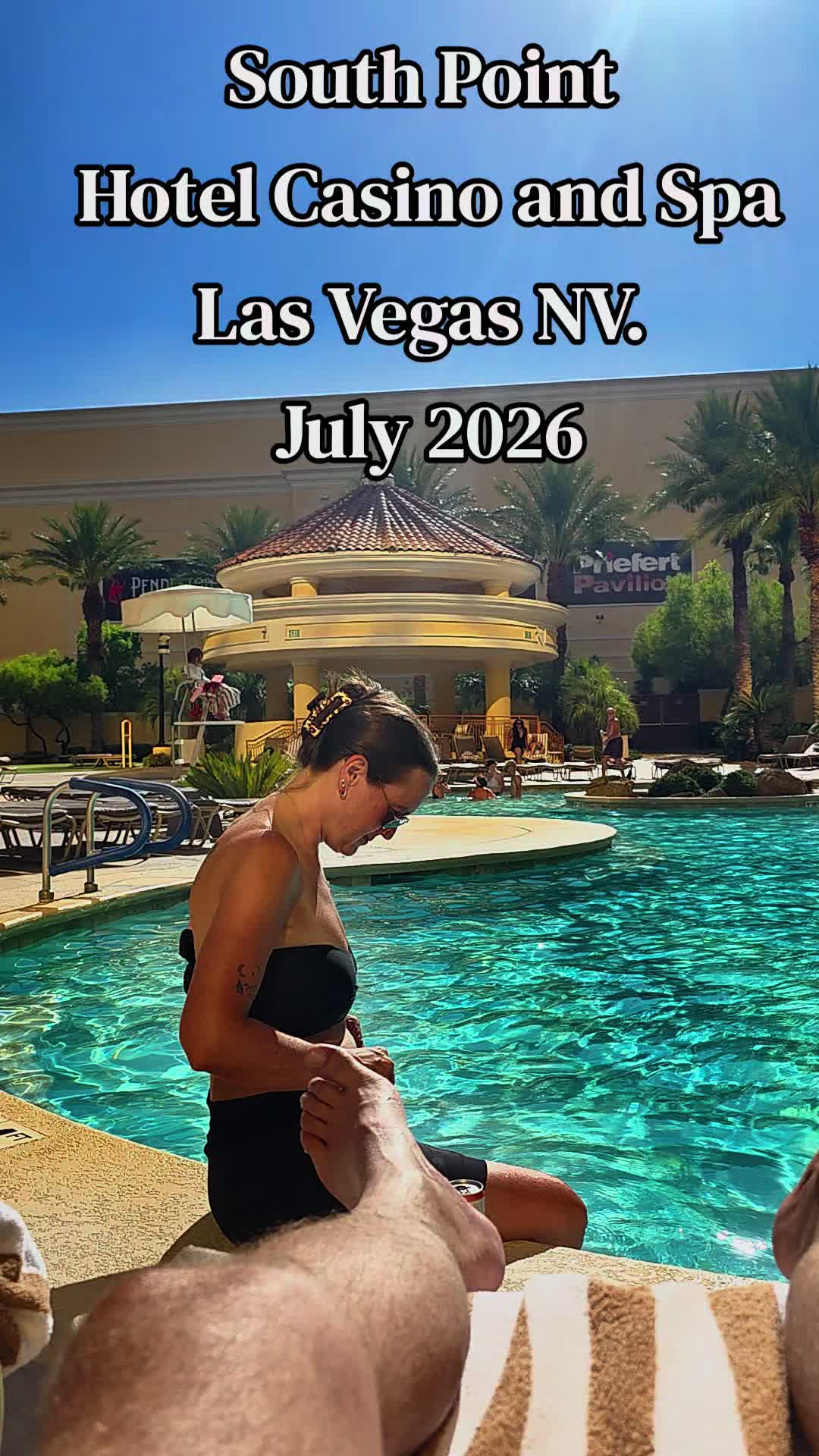 #southpointcasino 
#lasvegas 
#pool 
#drinking 
#vacations