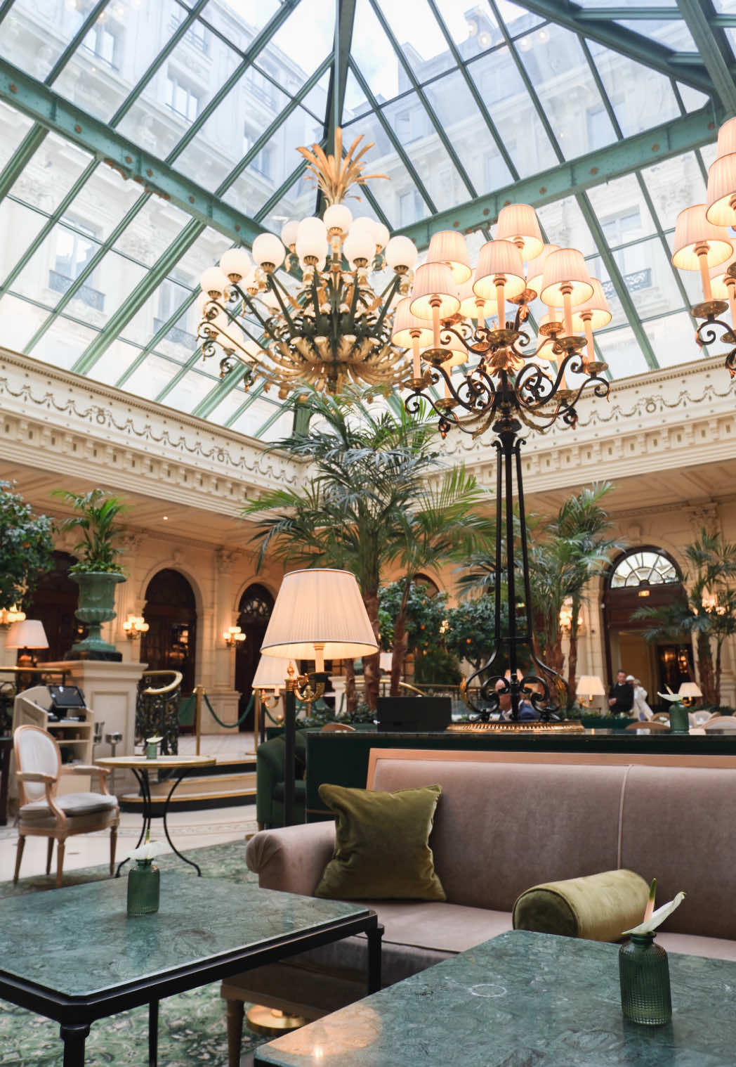 Step away from the Parisian buzz and into the calm of the Verrière. A peaceful escape, filled with l