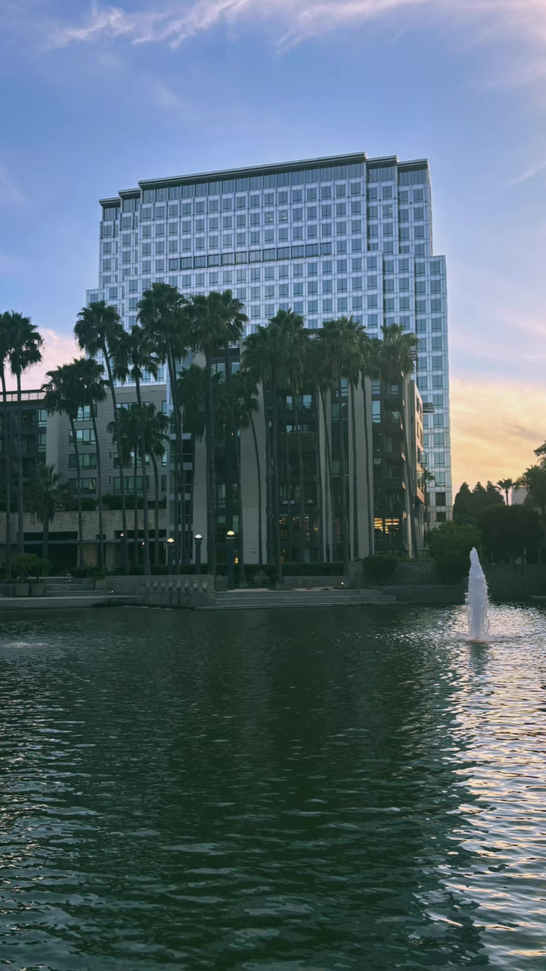Hanging on a work trip with the hubs #costamesa #marriottbonvoy