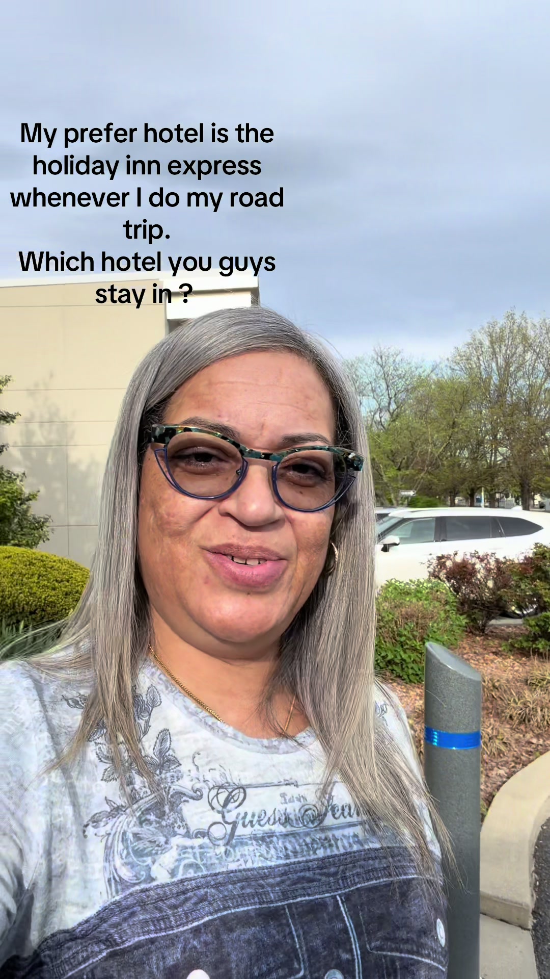 My prefer hotel is the holiday inn express whenever I do my road trip. 
Which hotel you guys stay in