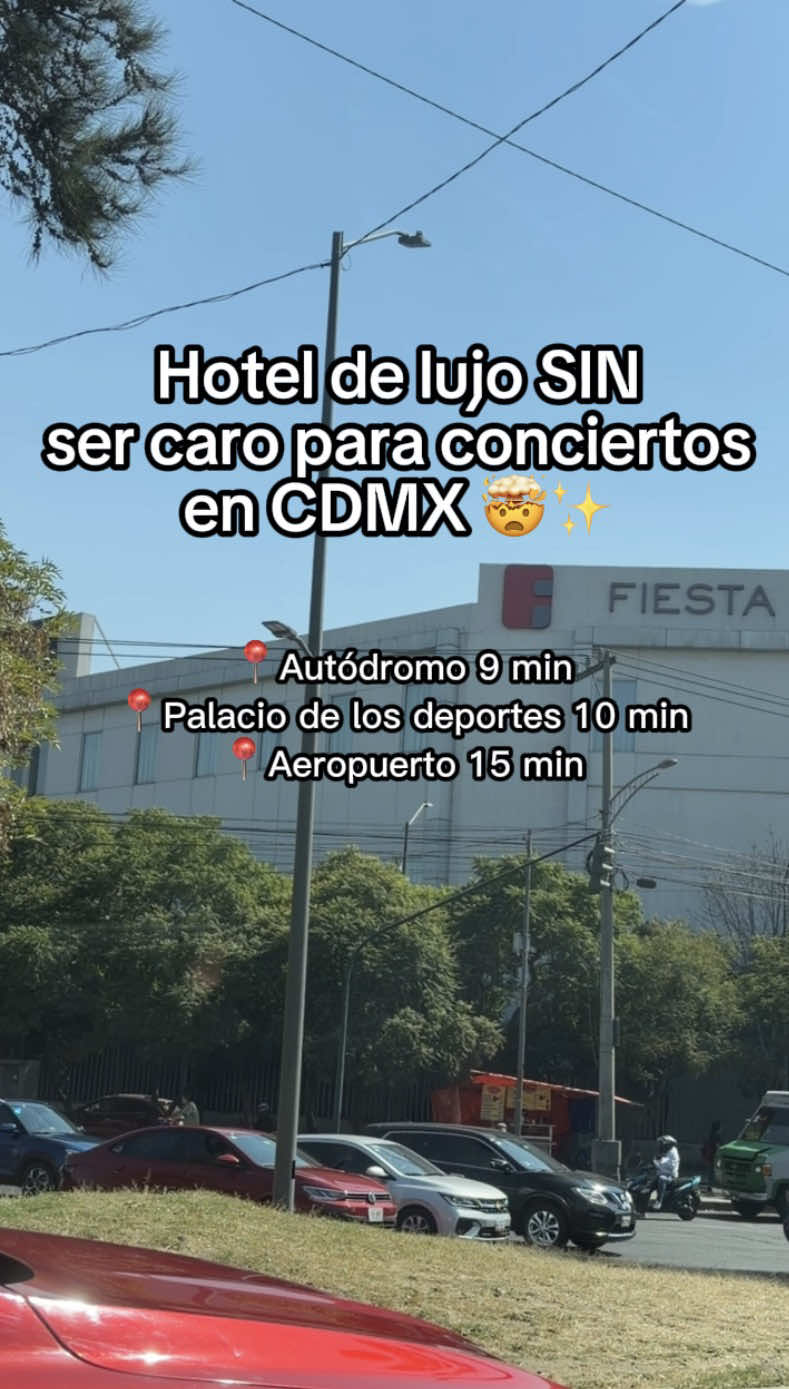 El hotel se llama FIESTA INN en plaza central CDMX perfecto si próximamente vas al EDC, Cirque du So