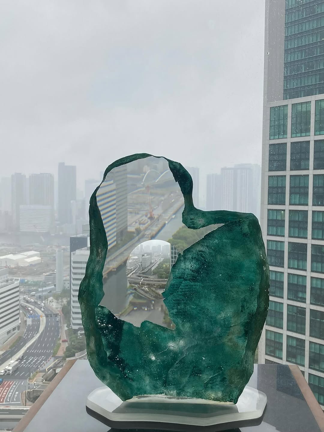 🎨

Glass object, 
shows us a unique Tokyo through the crystal.

#japanlandscapes#japanfourseasons#t