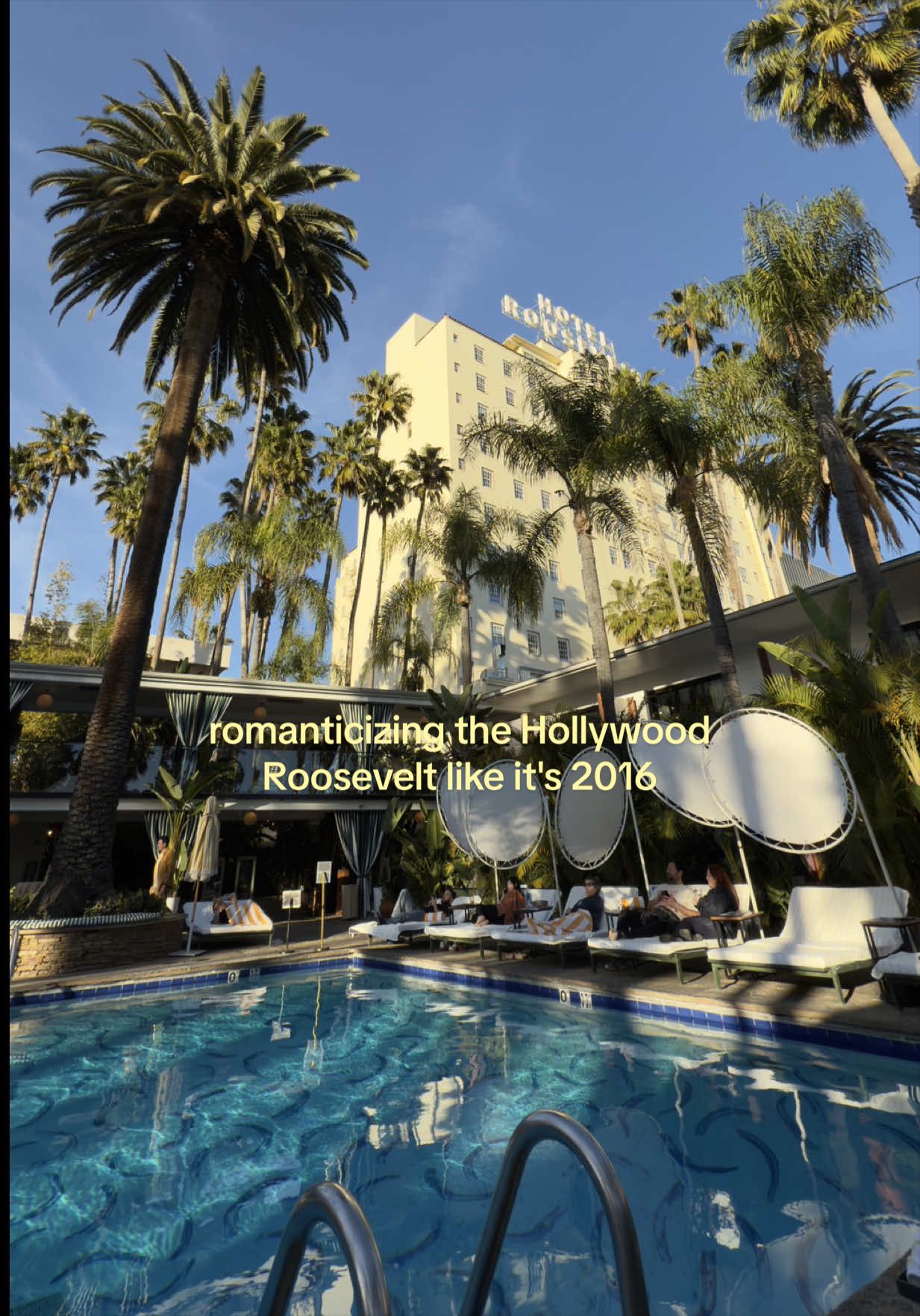 if we're romanticizing LA in 2016 we can't forget about the Roosevelt 

#HollywoodRoosevelt #Romanti