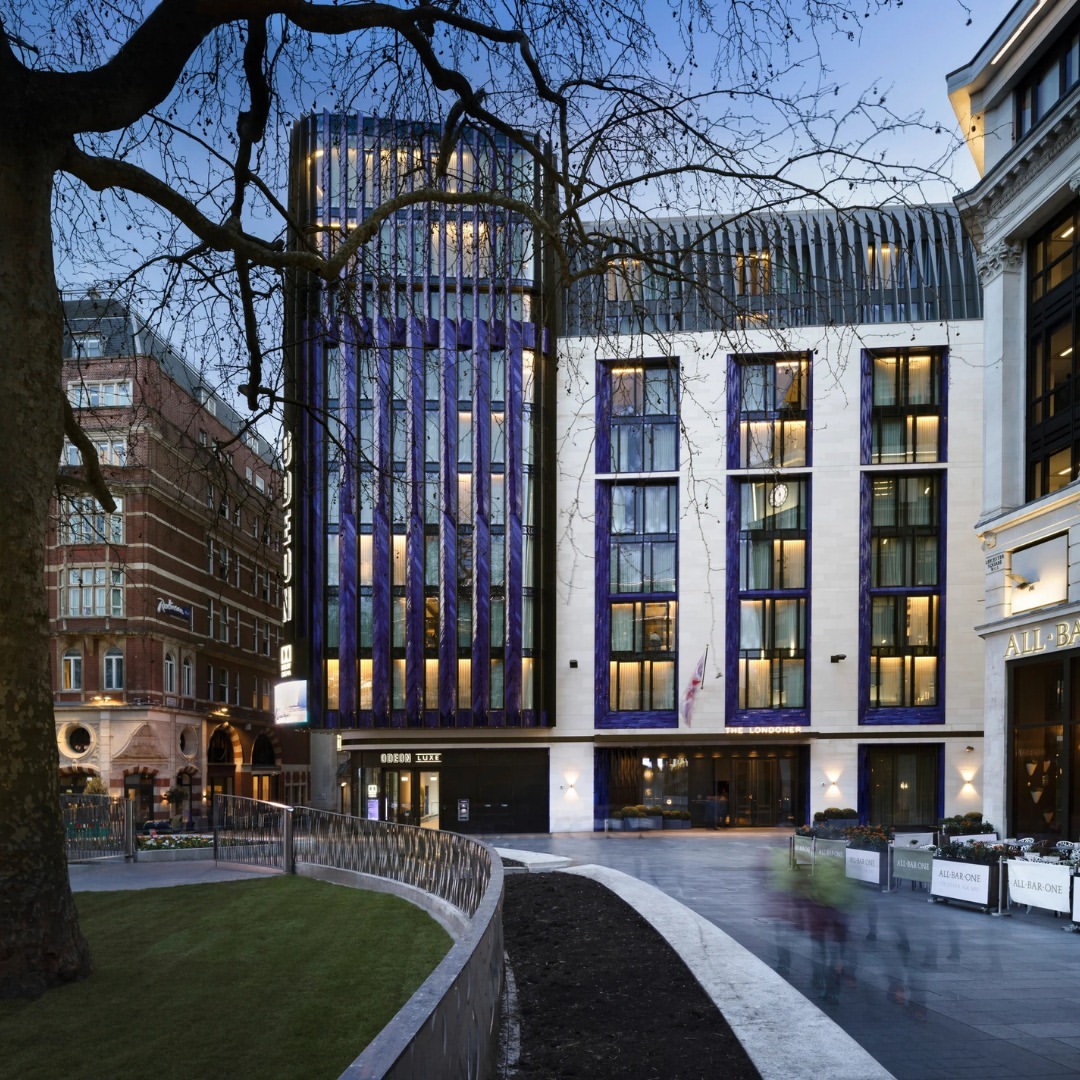 The Londoner é um sinal do renascimento e confiança no futuro de Londres. O projeto do Woods Bagot f