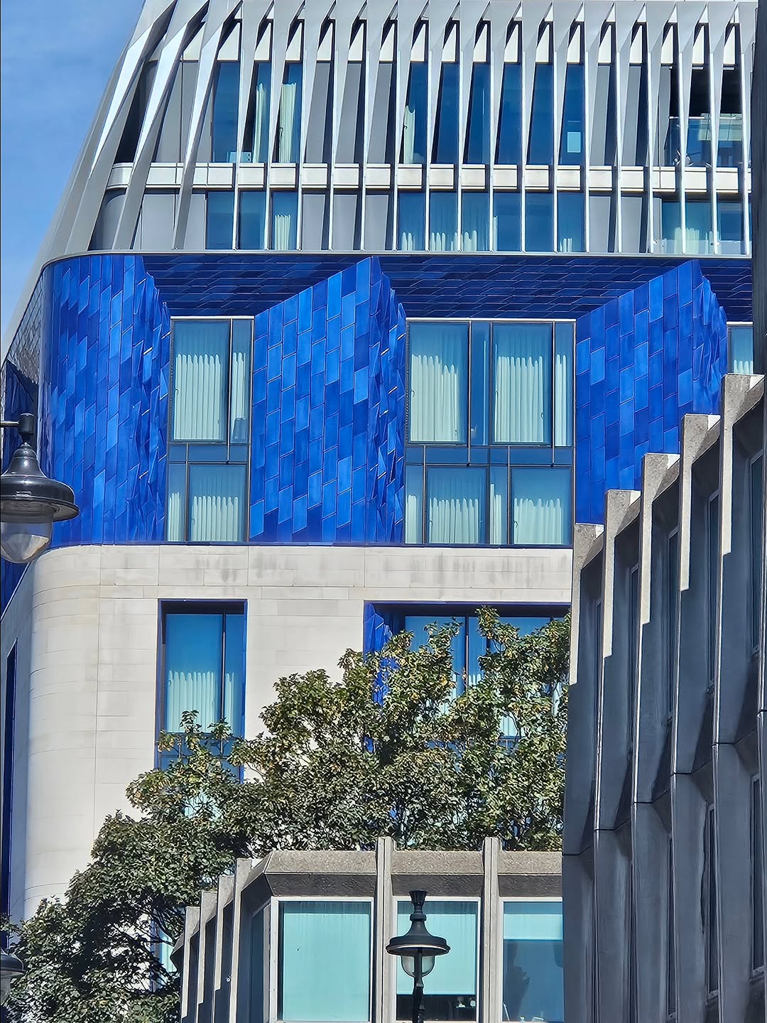 The Londoner Hotel, a beautiful collaboration between architects Woods Bagot and artist Ian Monroe.
