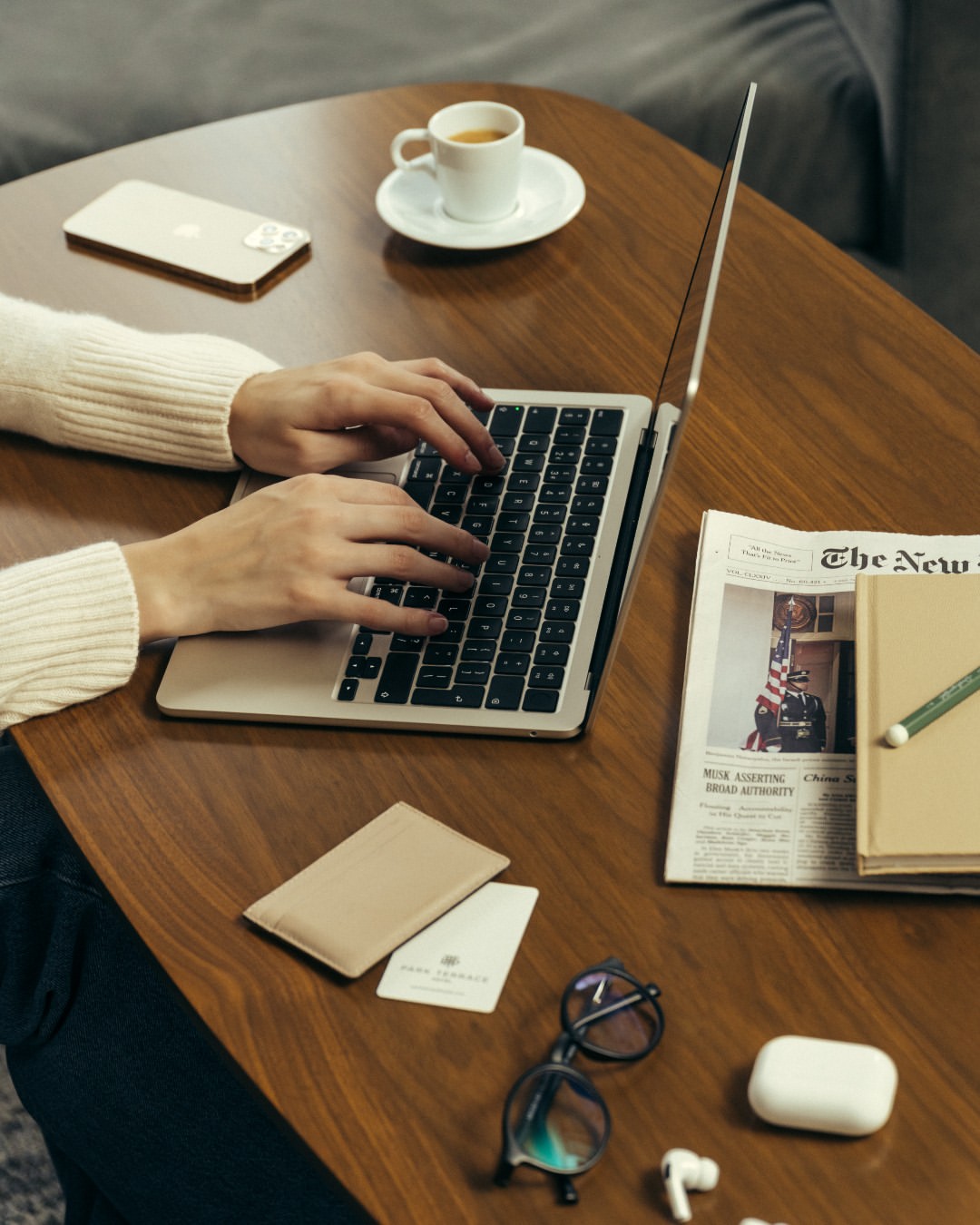 Your best work happens above the city.

Find your new productive paradise in the heart of Midtown. 
