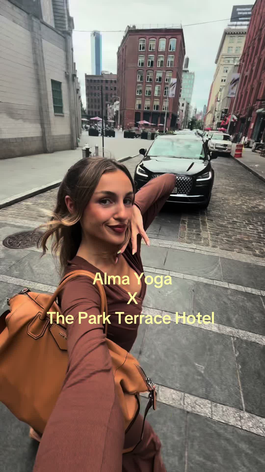 such a beautiful practice🪷 thank you Alma Yoga, The Park Terrace Hotel and @Sweet Bee Organics #yog
