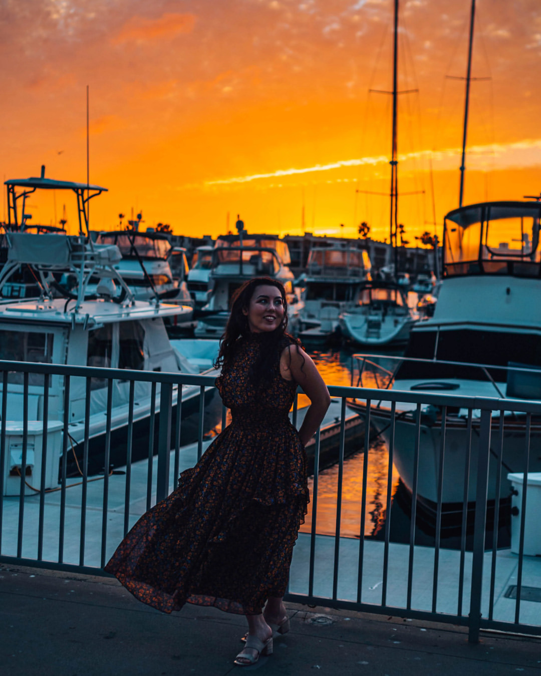 Dockside glow hits different.

📷: @chereneo

#saltrestaurantbar #marinadelreyhotel #marinadelrey #l