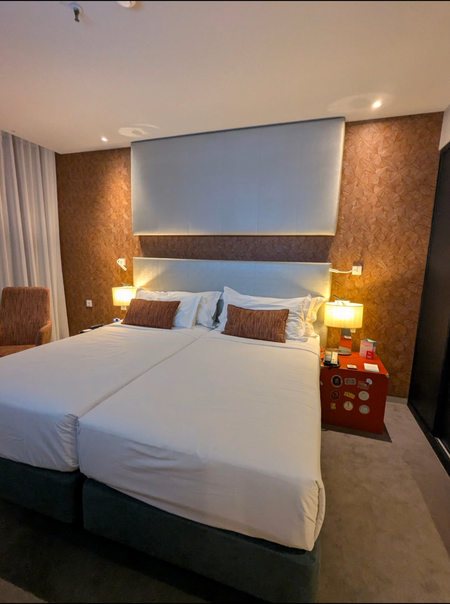Hands down the best lighting in a hotel we've seen. warm moody lights mixed with task lighting. Love