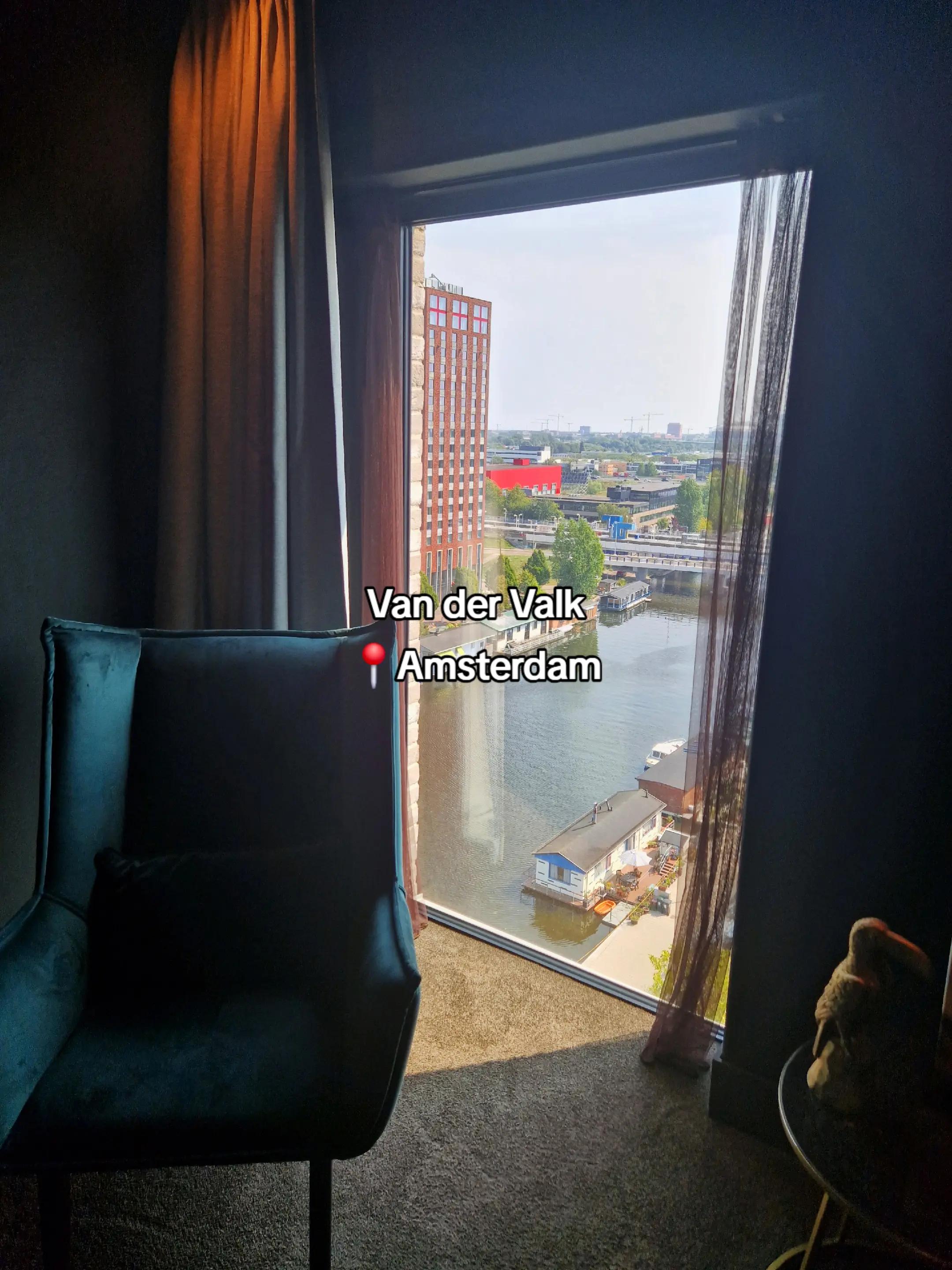 📍Adresse :
Joan Muyskenweg 20, 1096 CJ Amsterdam, Pays-Bas 

✍️ Le Van der Valk Hotel Amsterdam - A