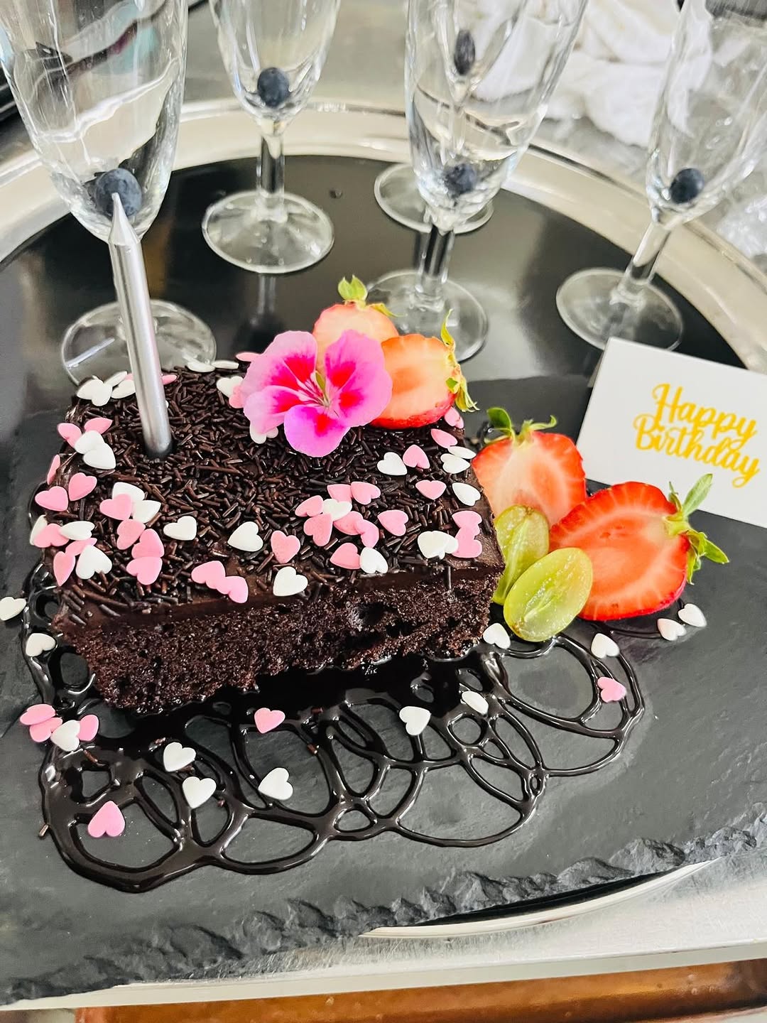 Special days deserve special touches!

#passionforservice 
#hotelavenidapalacelisbon 
#bestofthebest