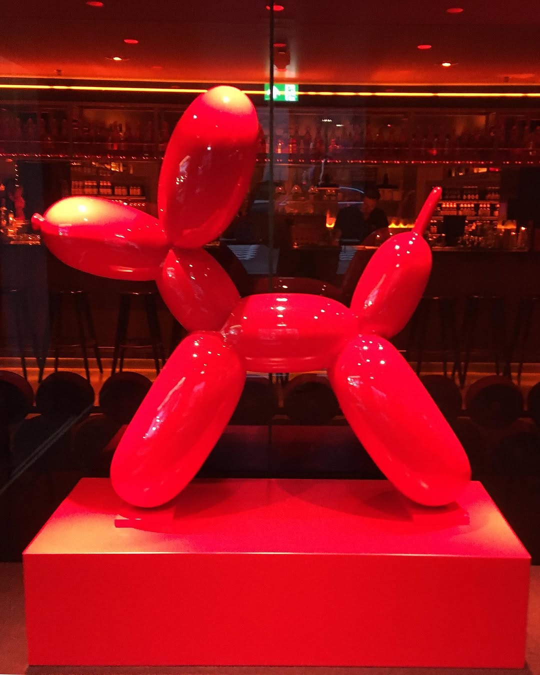 The only time I consider myself a dog person. I want a #jeffkoons dog!#citizenmamsterdamsouth