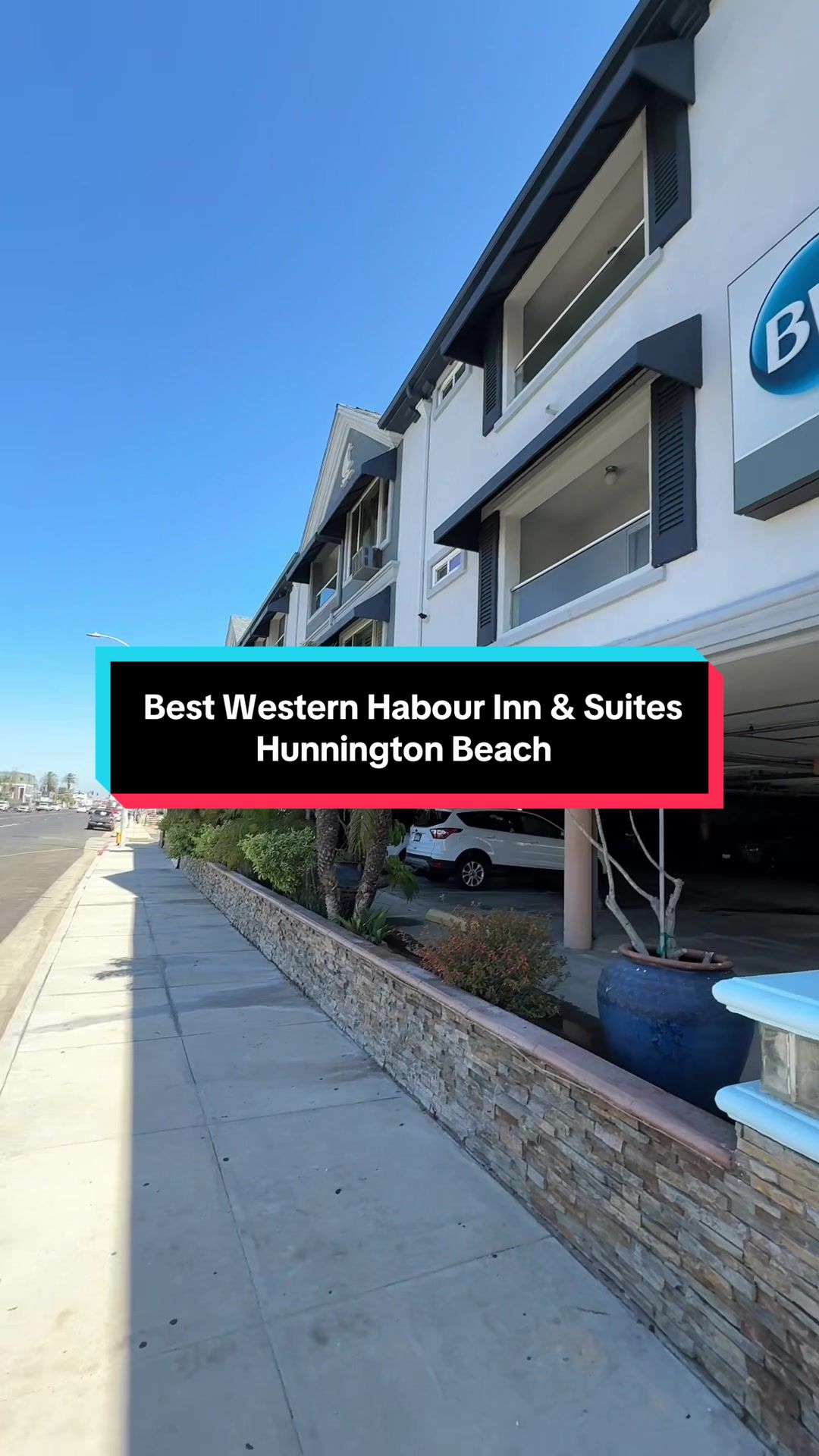 Best Western Inn and Suites in Hunnington Beach off PCH was not bad at all. 

#pacificcoasthighway #
